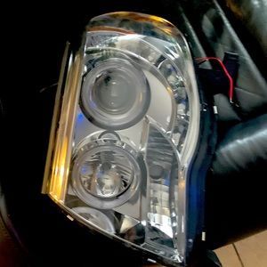 Pair of lights for a Tacoma 2016 to 2020